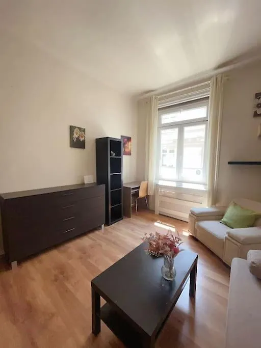Diamond Cabin By The Church Budapest